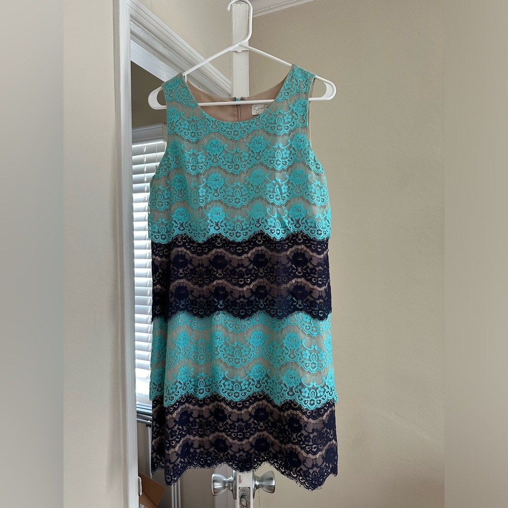 Jessica Simpson Lace Tiered Cocktail Dress, Size 8